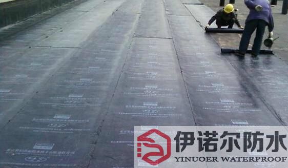 屋頂防水補(bǔ)漏哪家好?秋冬季施工特點(diǎn)